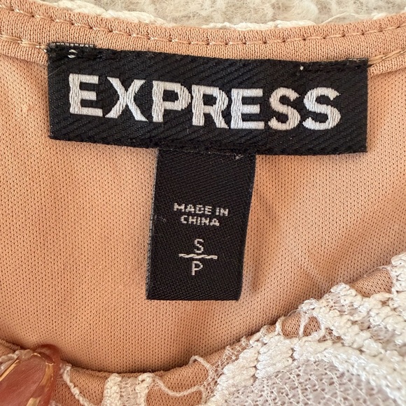 Express White Lace Floral Blouse - Picture 3 of 3